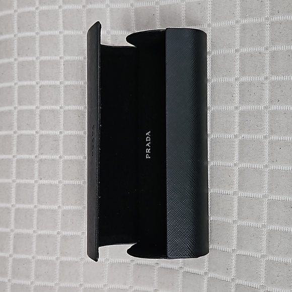 Prada glasses cases - Picture 3 of 5